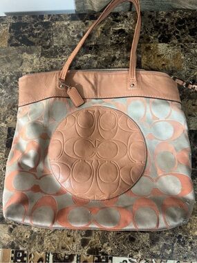 Coach Signature Tote in Peach and Beige